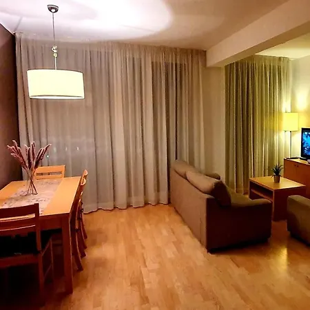 Mari 14 מריבור